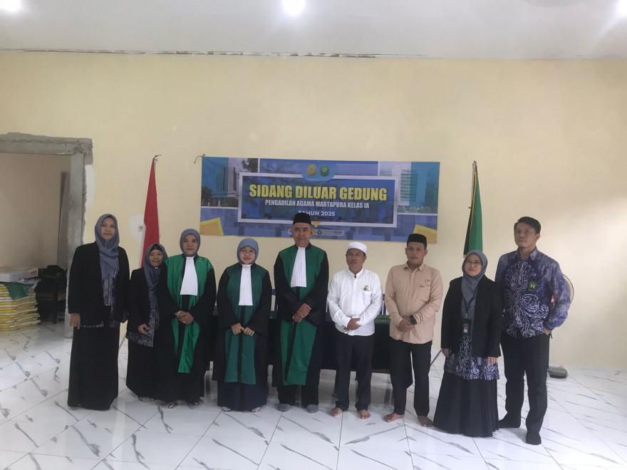 Pemerintah Desa Pingaran Ulu bersama Dengan Pengadilan Agama Martapura melaksanakan Isbat Nikah massal 